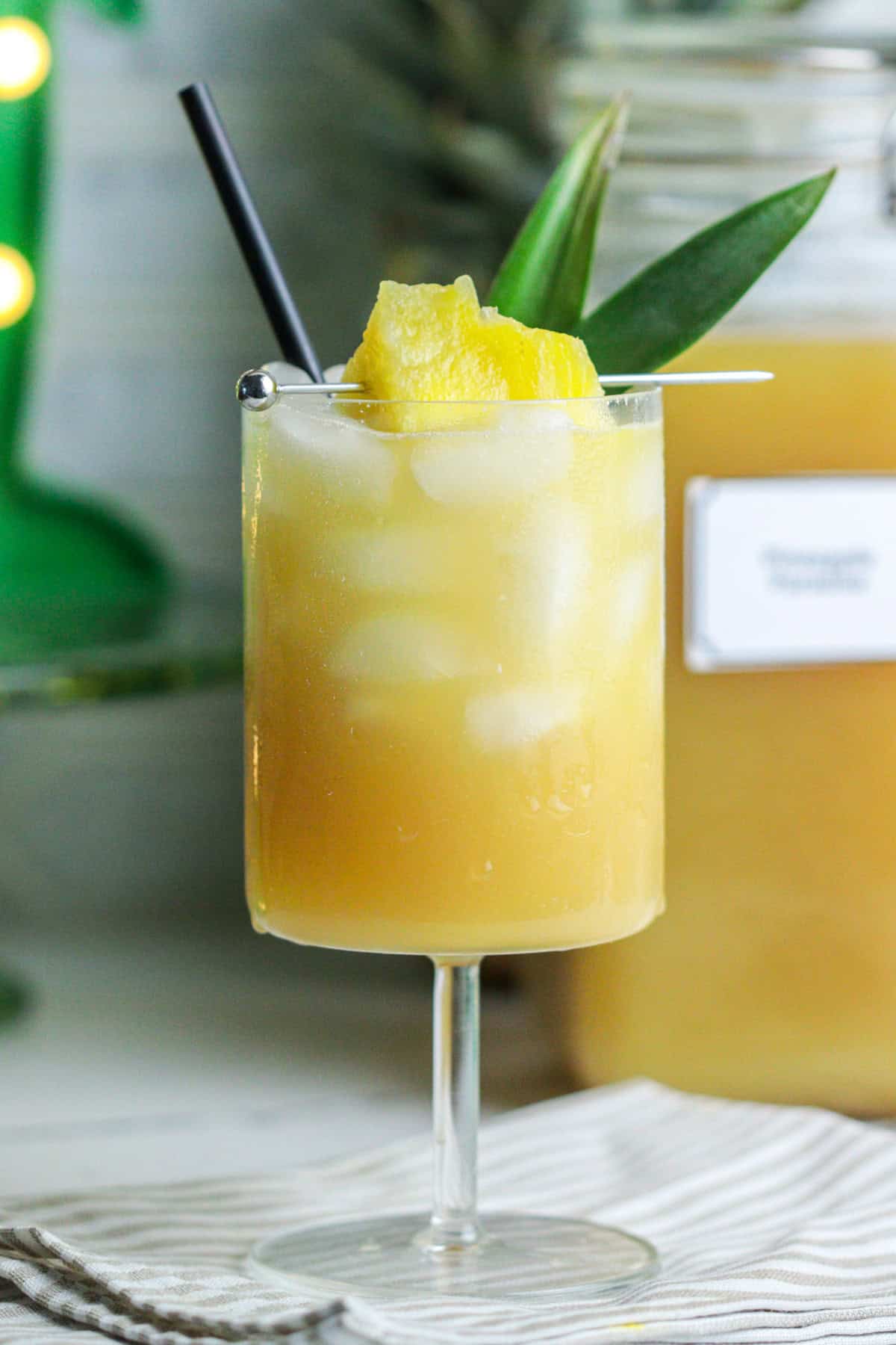 Product image for Pineapple paradise